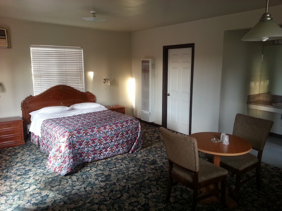 Islander Motel photo 3