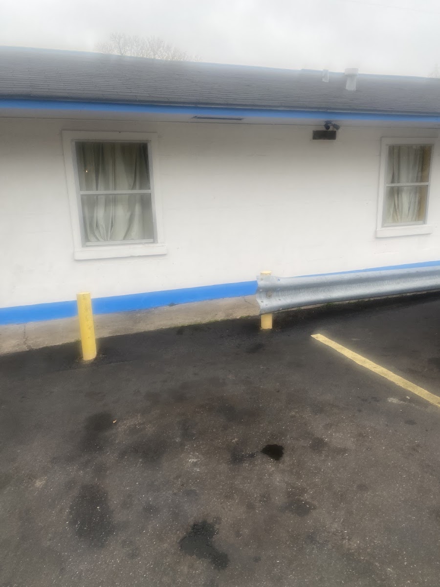 Economy Inn