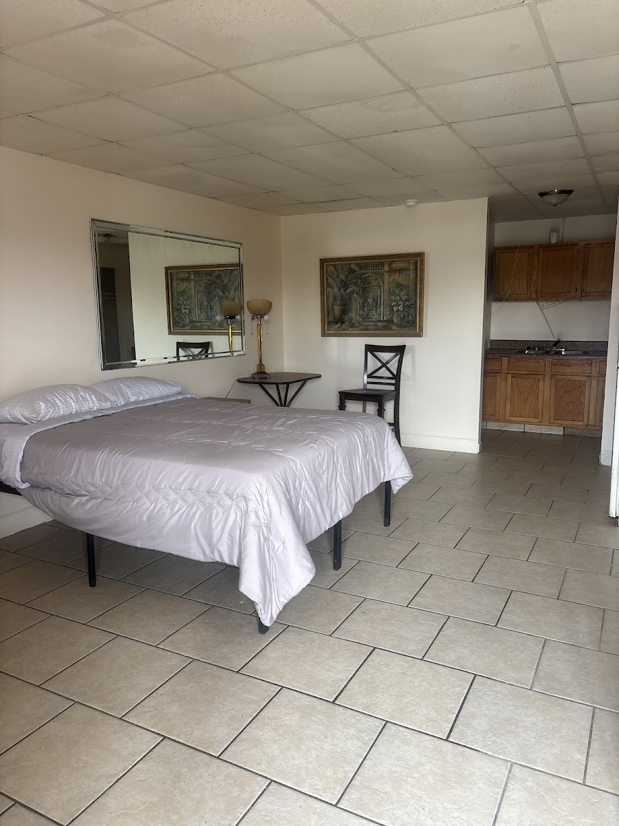 Southern Inn & Suites photo 2