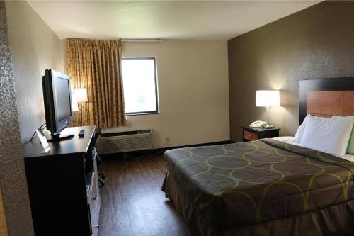 Econo Inn photo 2