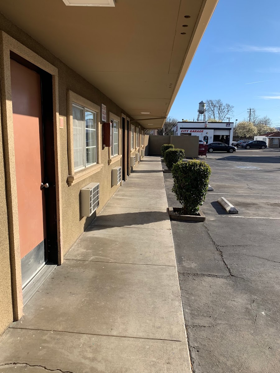 Town House Motel