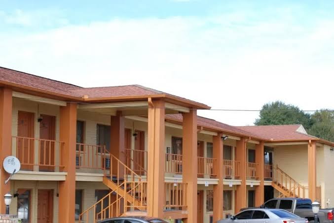 Royal Inn photo 3