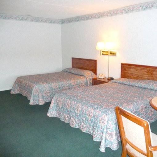 Country Inn Motel photo 2