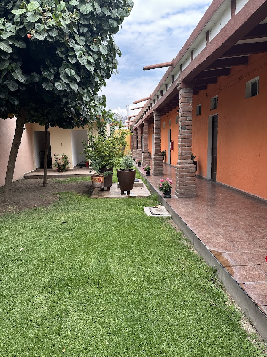 Hotel Mina