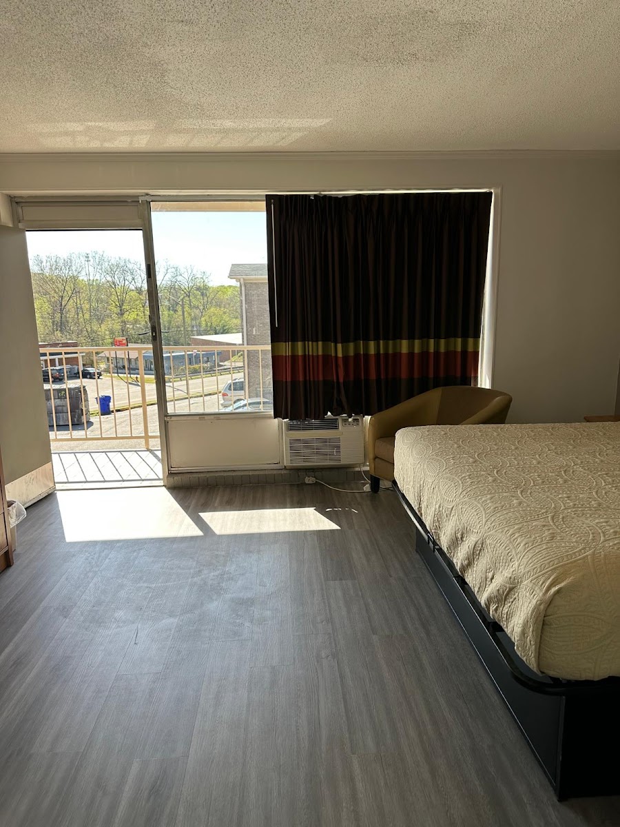 Budgetel Inn & Suites photo 3