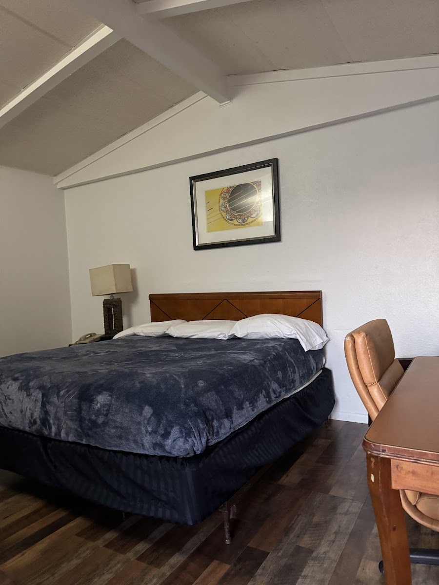 Cactus Inn & Suites photo 2