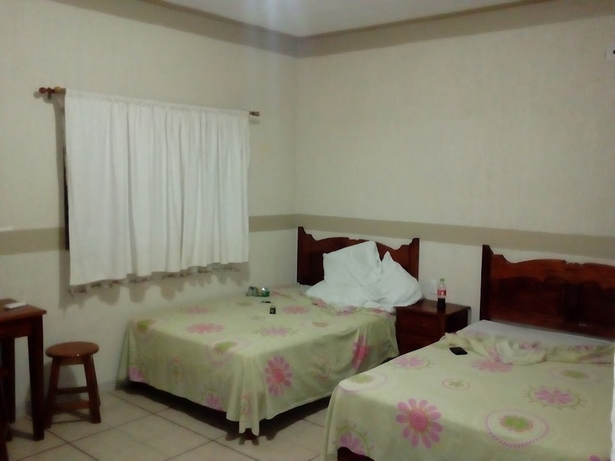 Hotel Bicentenario photo 2