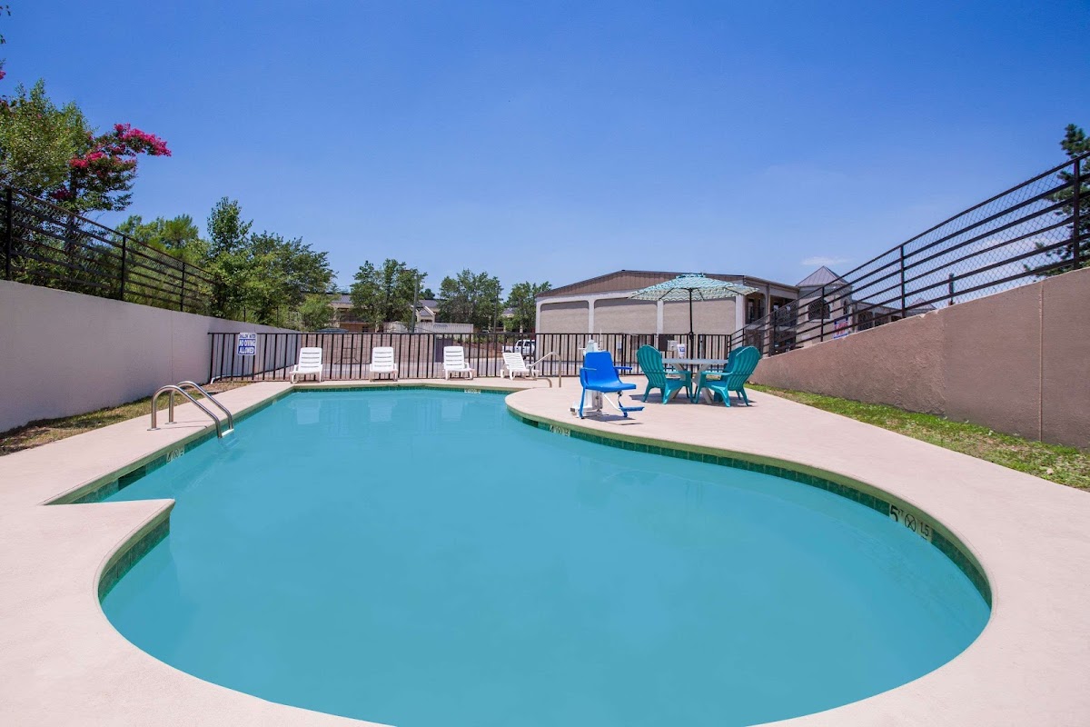Super 8 by Wyndham Augusta photo 3