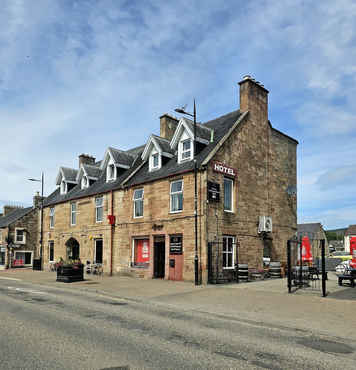 Commercial Hotel photo 3