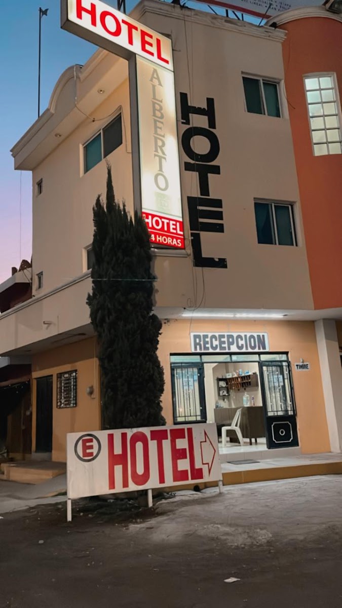 Hotel Alberto