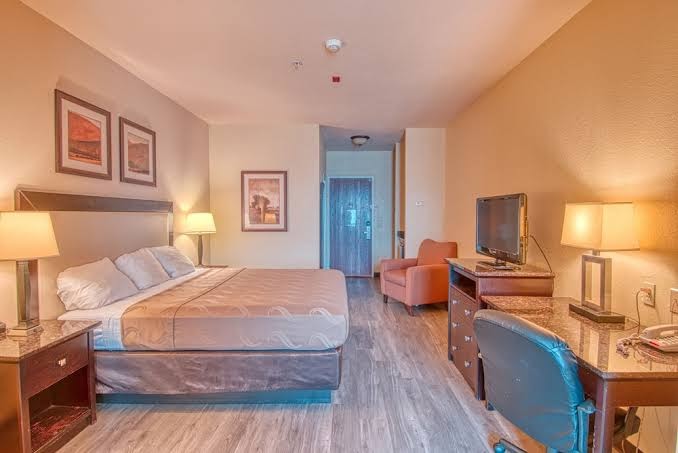 Express inn & suites photo 2