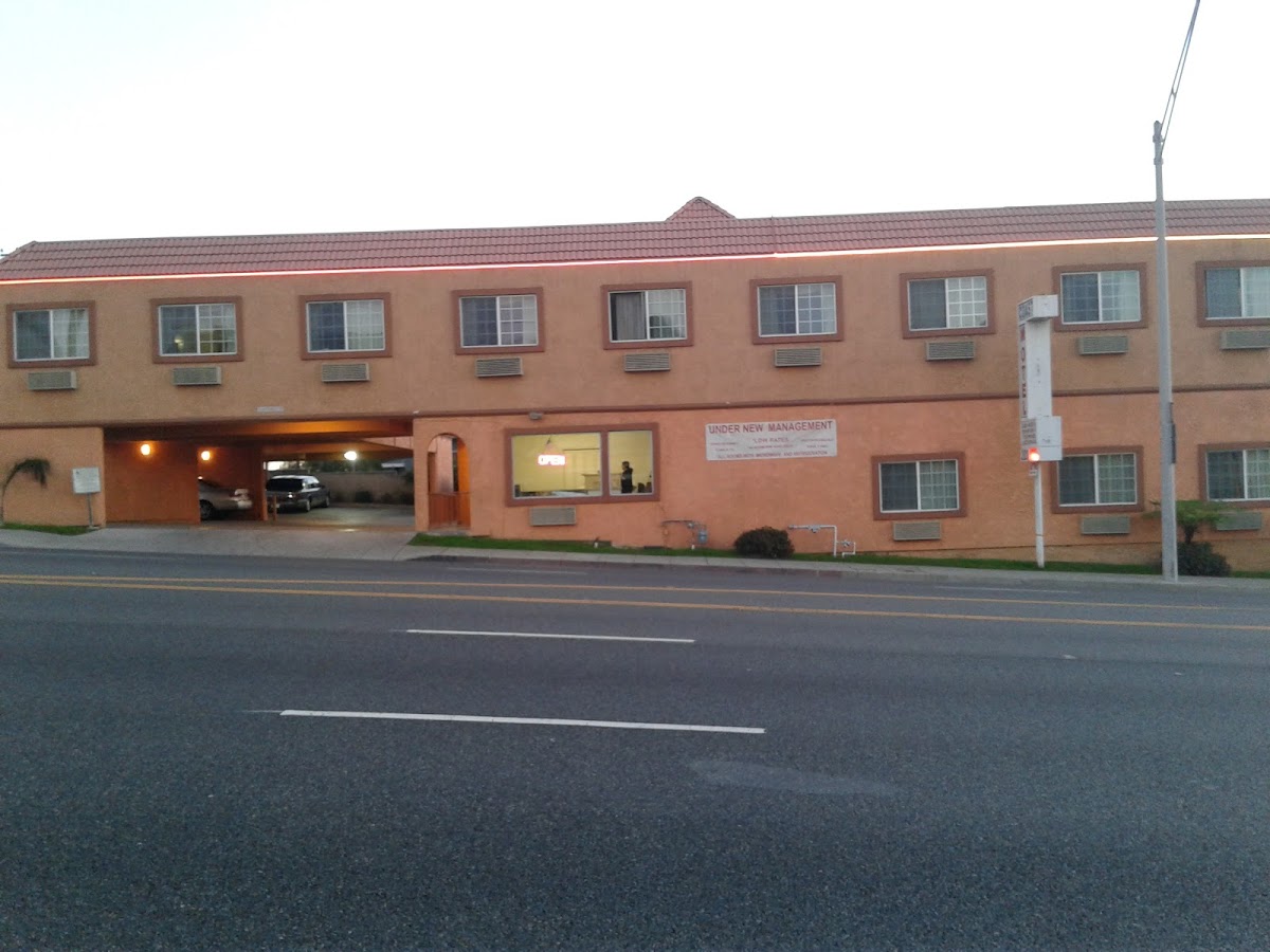 Coast Motel photo 3