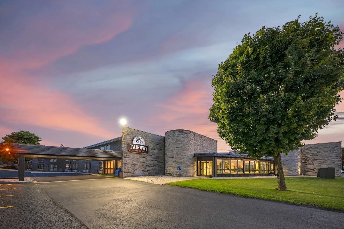 Fairway Inn & Suites