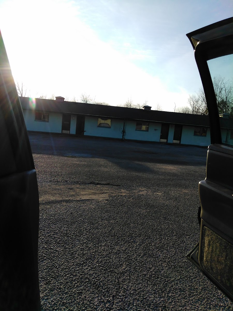 Town & Country Motel photo 2
