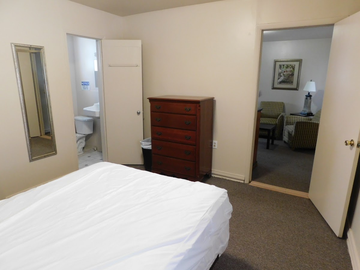 Driftwood Motel photo 2
