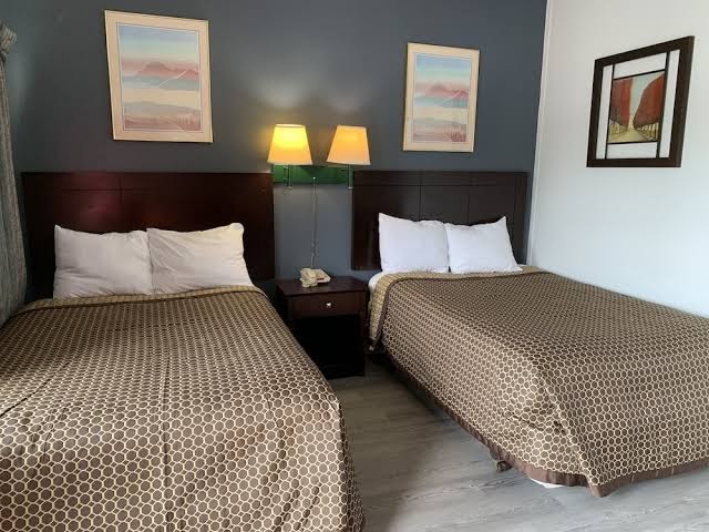 Express Inn photo 2