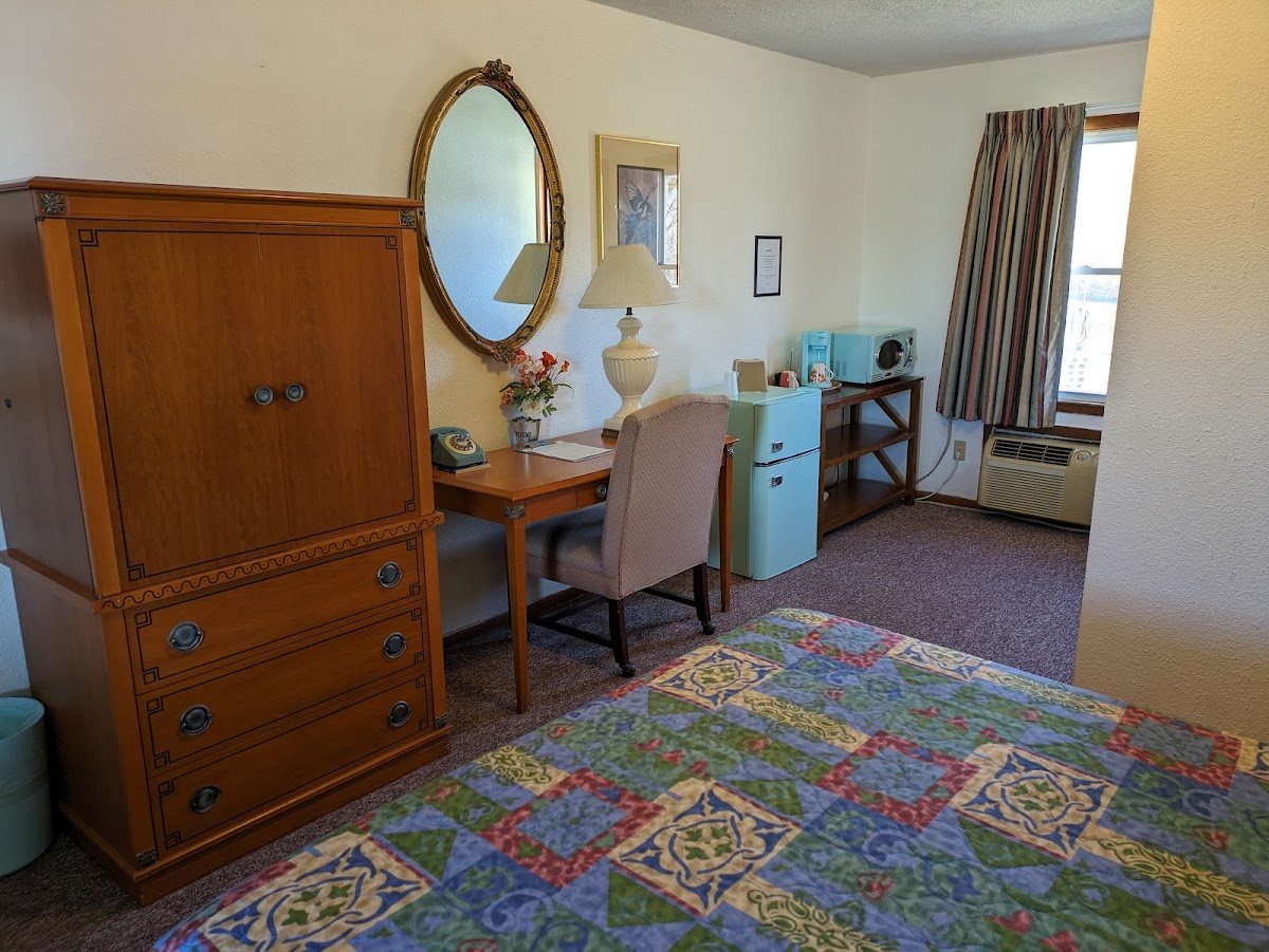Best Budget Inn photo 2