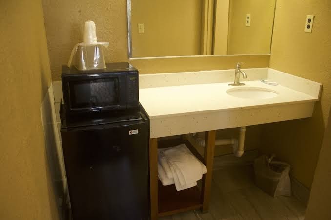 Express Inn photo 2