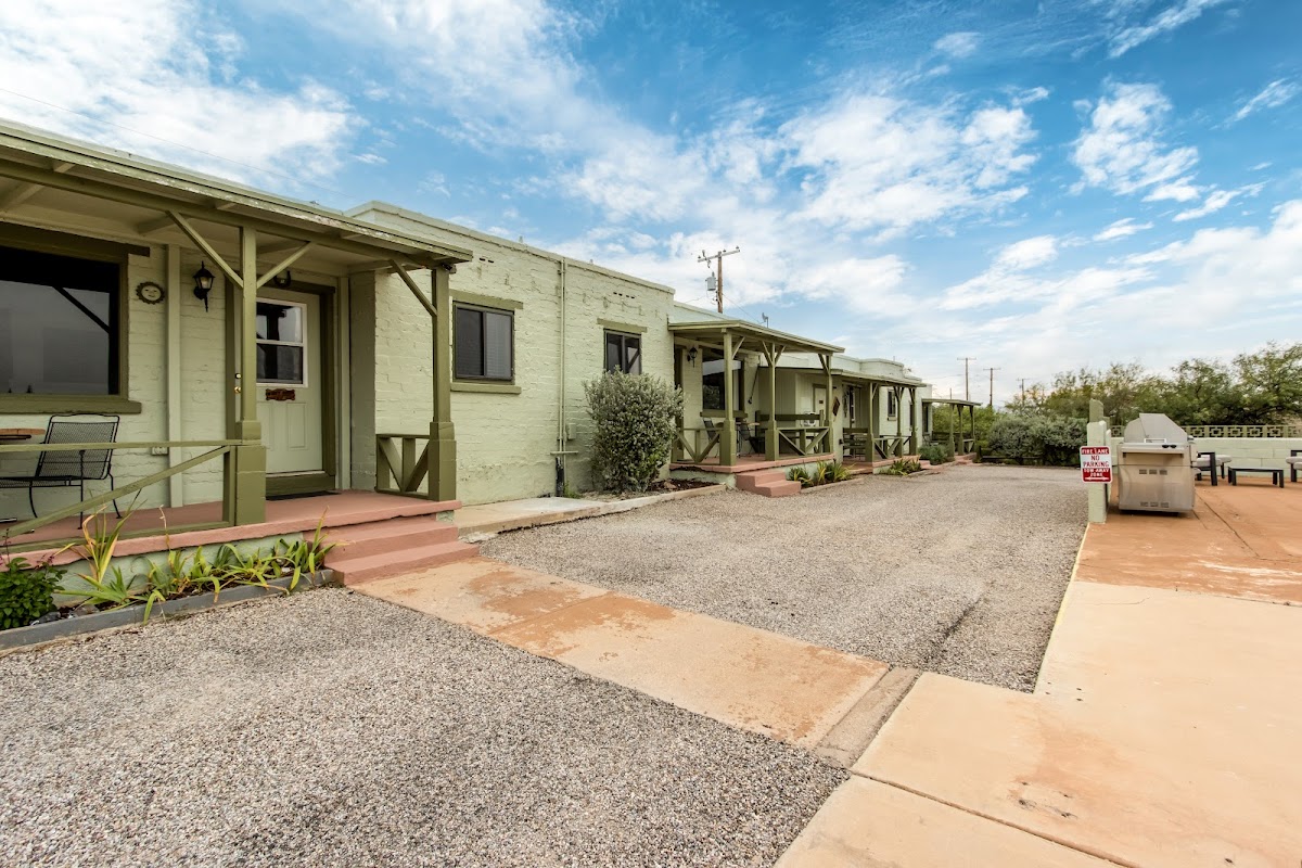 Sagebrush Inn