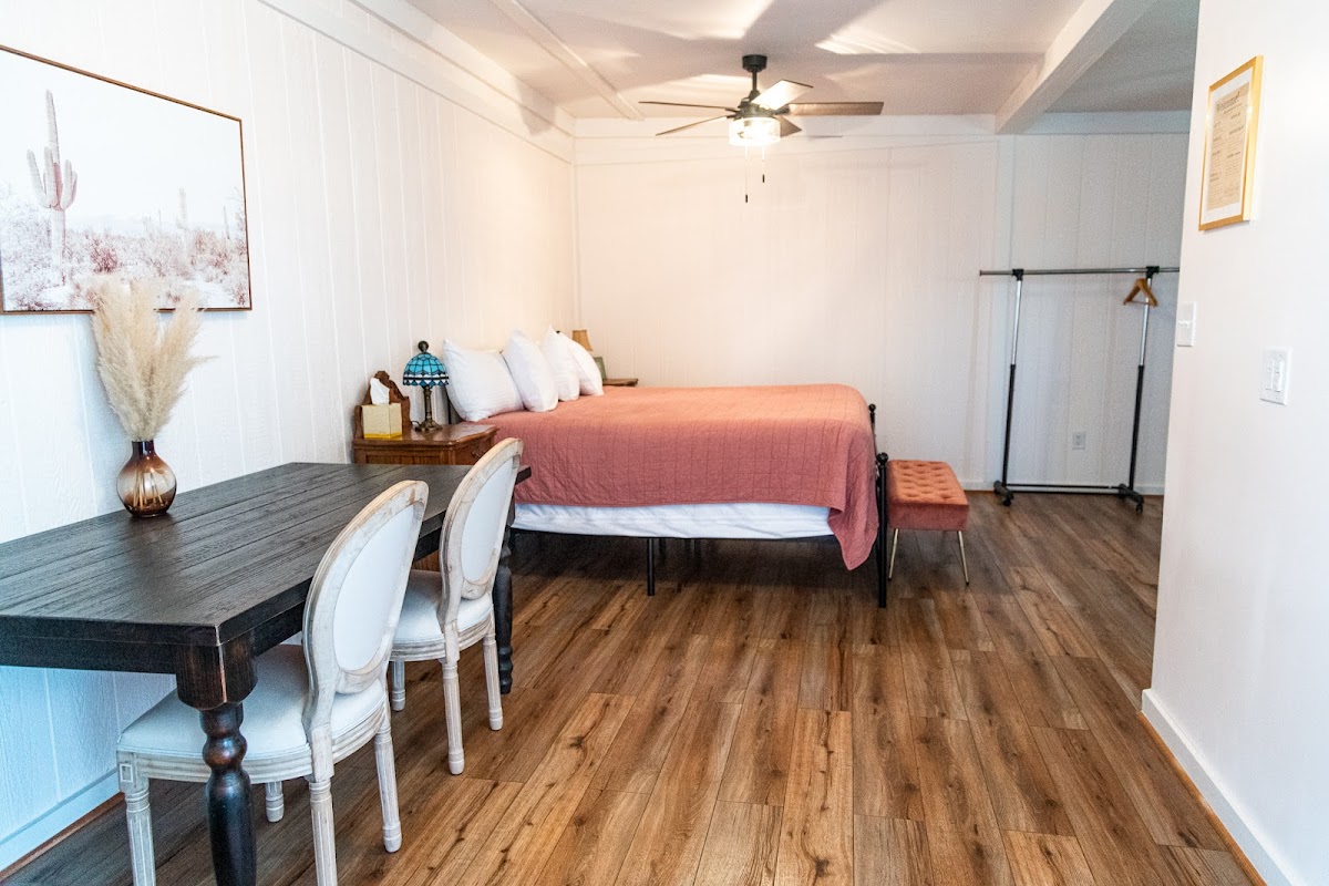 Sagebrush Inn photo 2