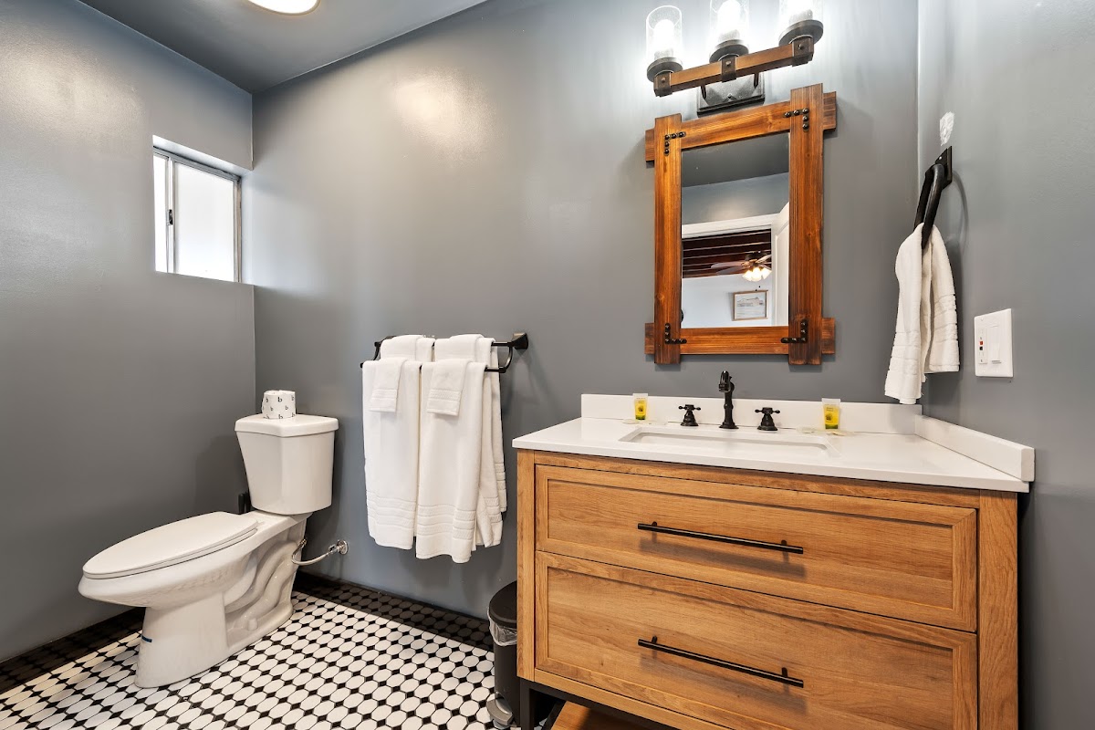 Sagebrush Inn photo 3
