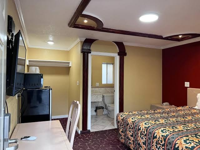 Horizon Inn photo 2