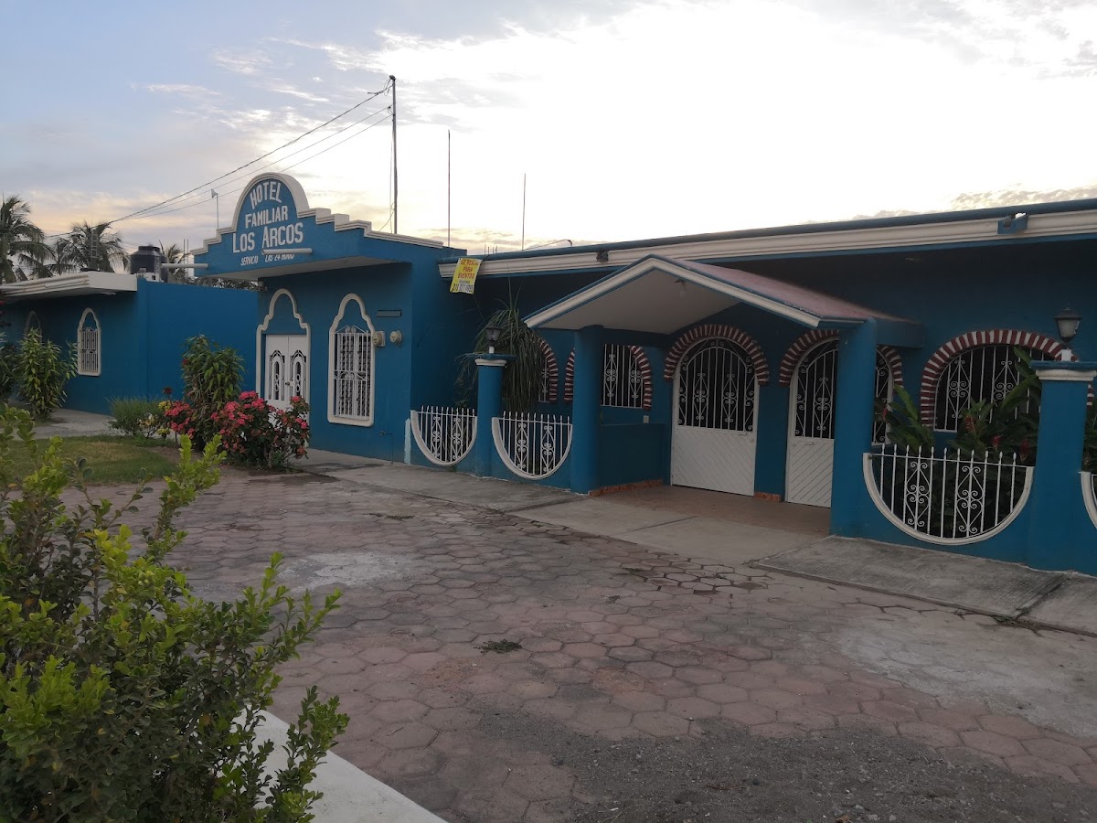 Hotel Los Arcos