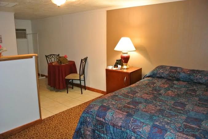 Ritz Motel photo 2