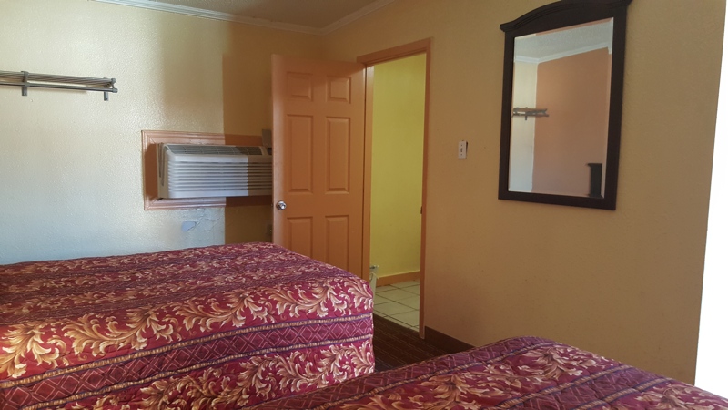 Luxury Inn Motel photo 3