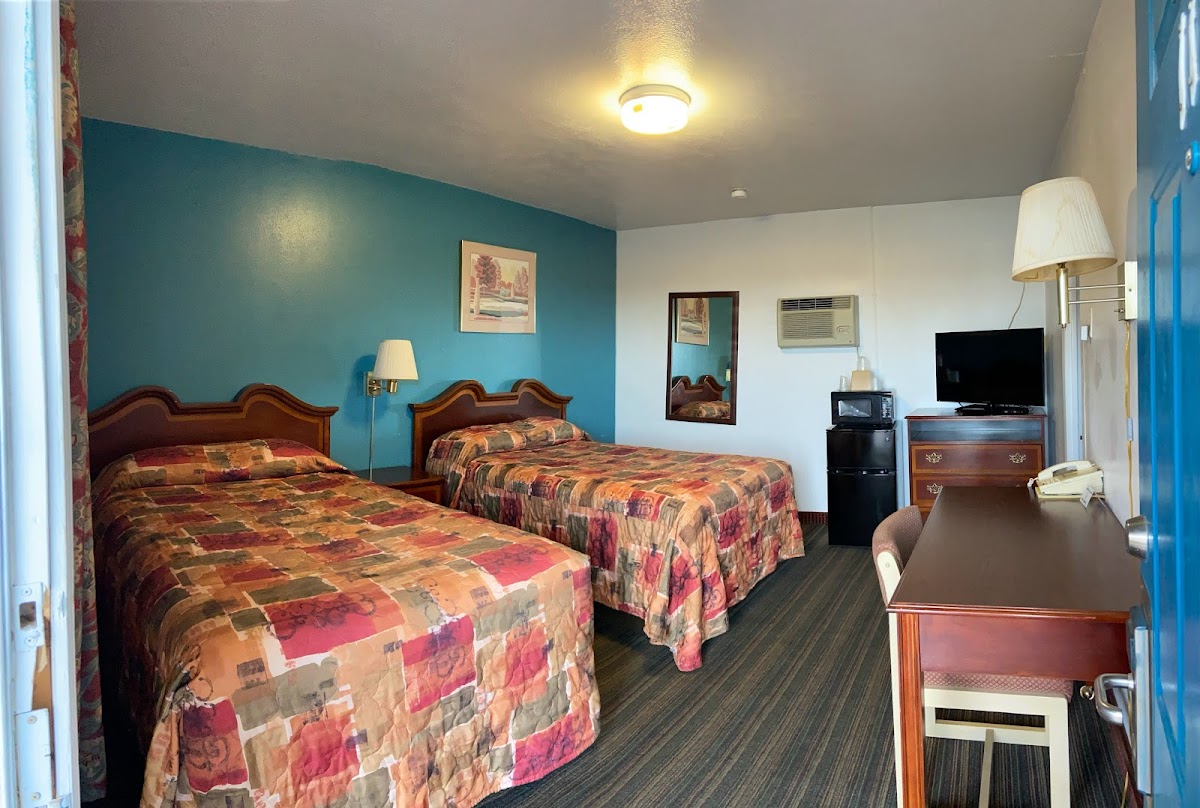 Budget Inn photo 2