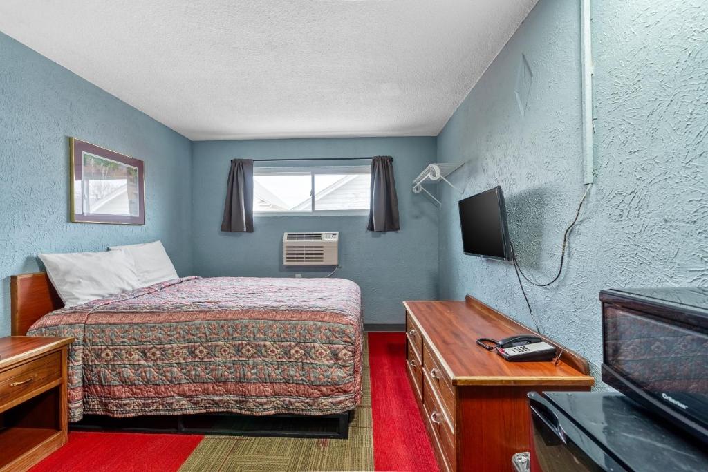 Broadway Inn photo 2