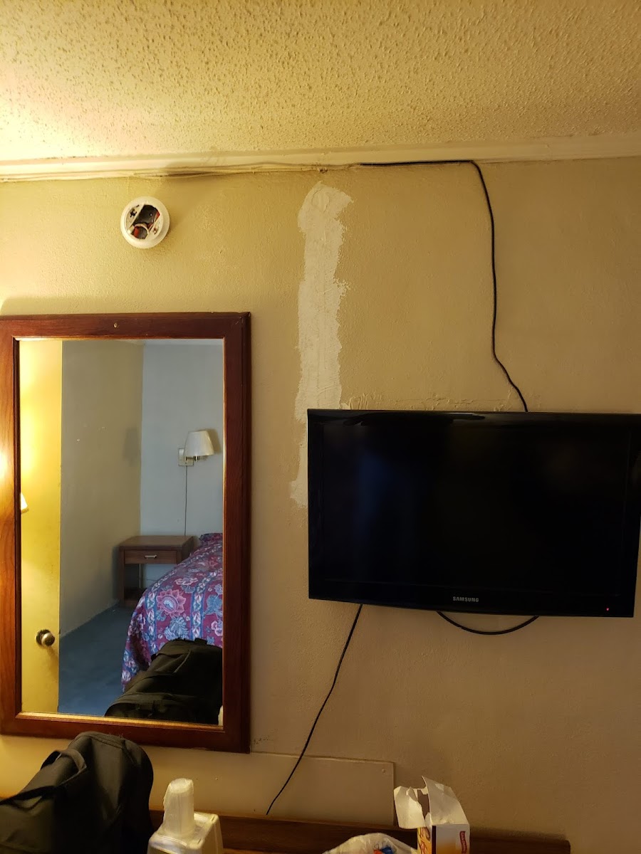Budget Inn photo 3