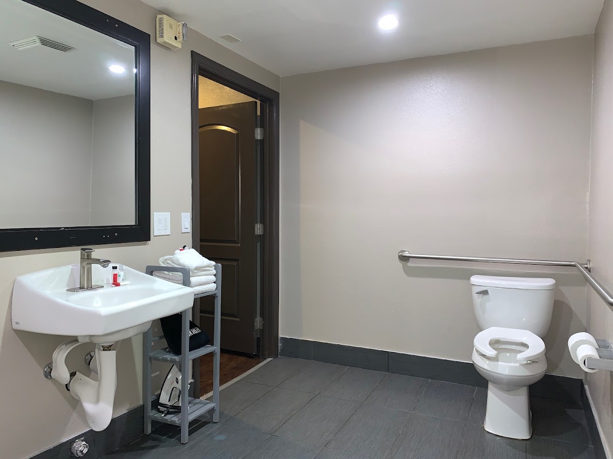Skyways Hotel photo 3