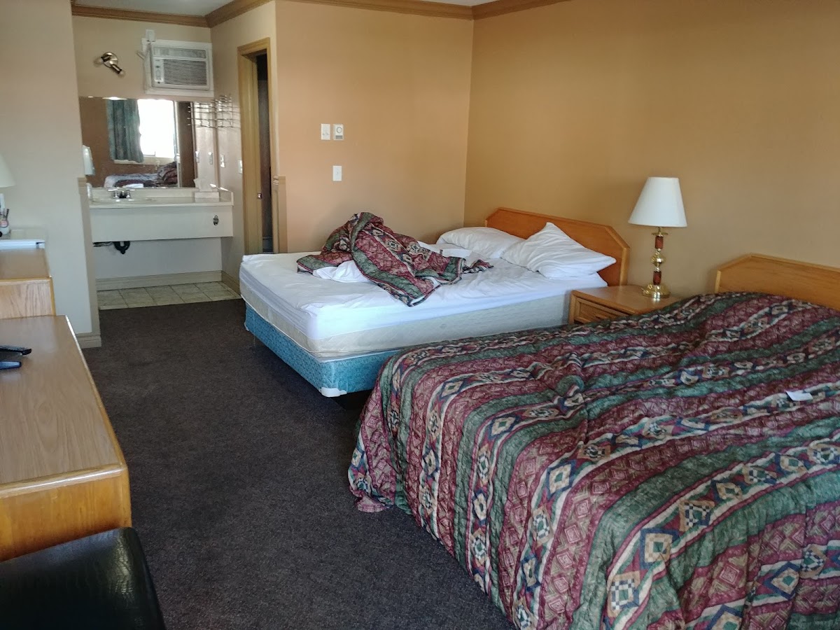 Rainbow Motor Inn photo 2