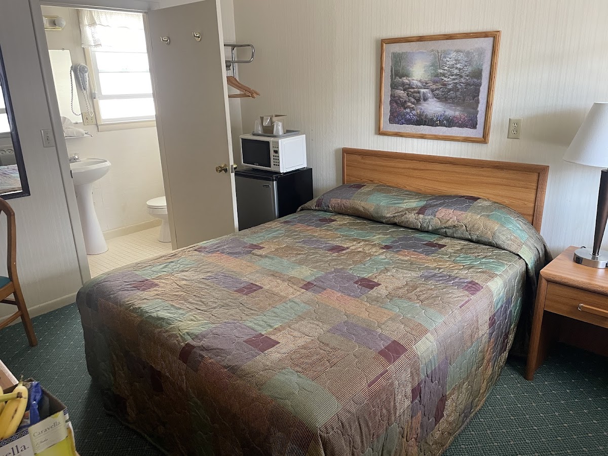 Rainbow Motel photo 2