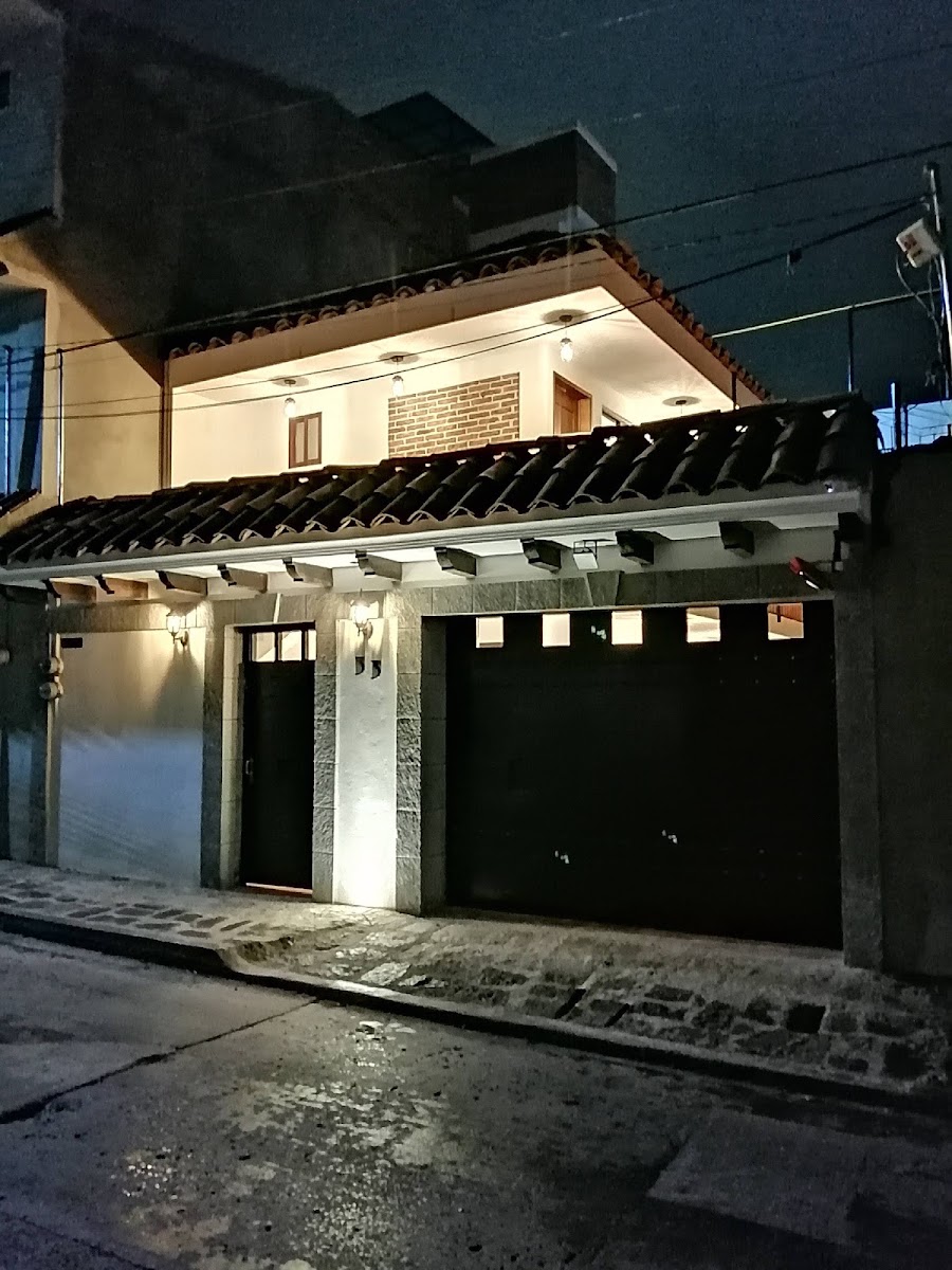 Casa Luna