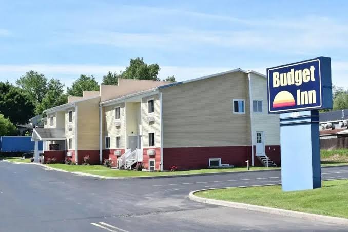 Budget Inn photo 3