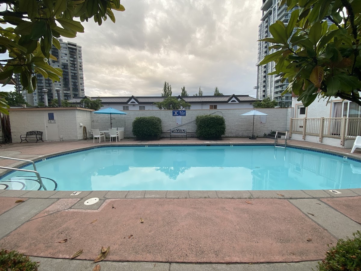 Econo Lodge Inn & Suites photo 3