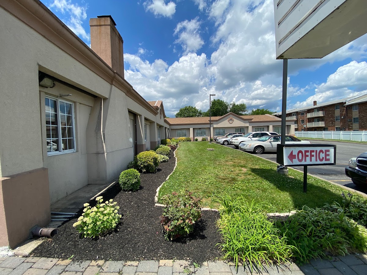 Riverview Motel