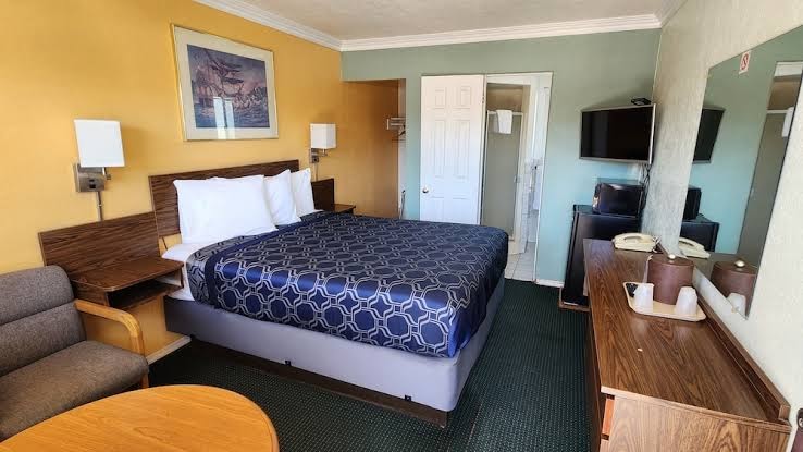 Budget Inn
