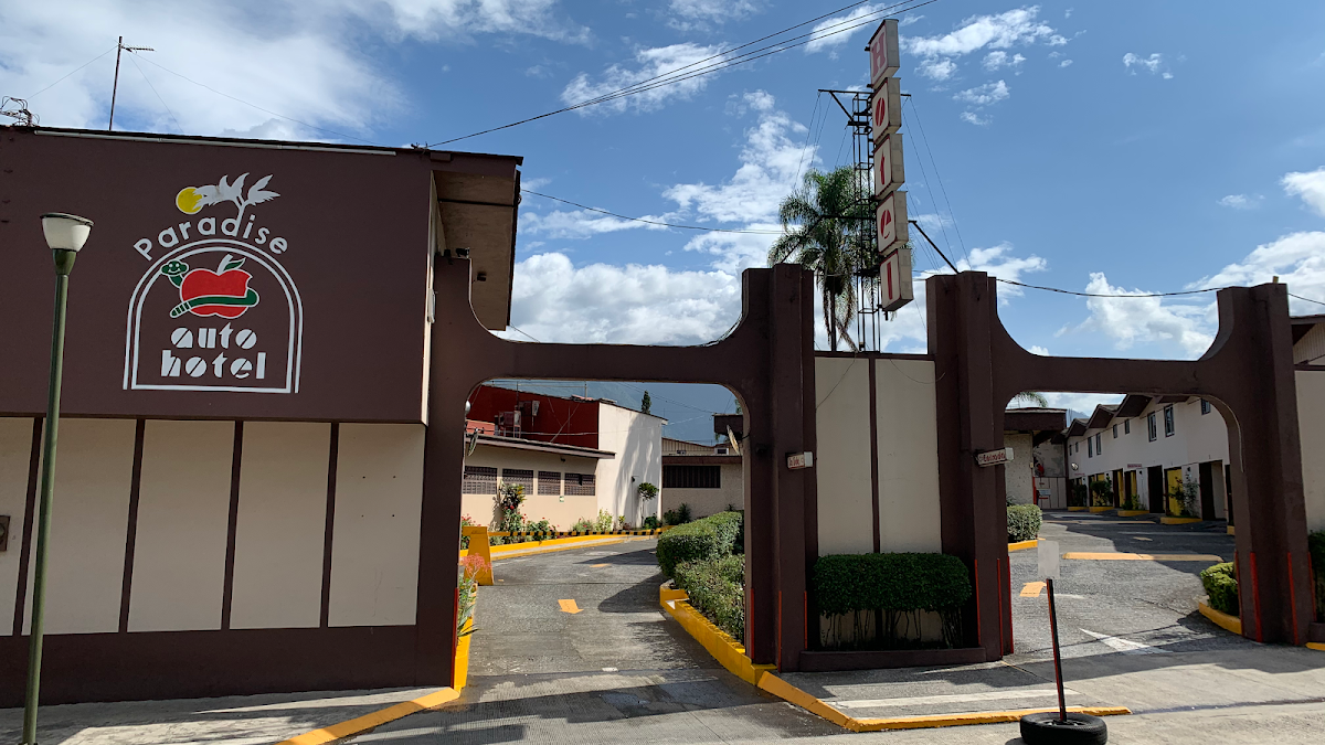 Auto Hotel Paradise