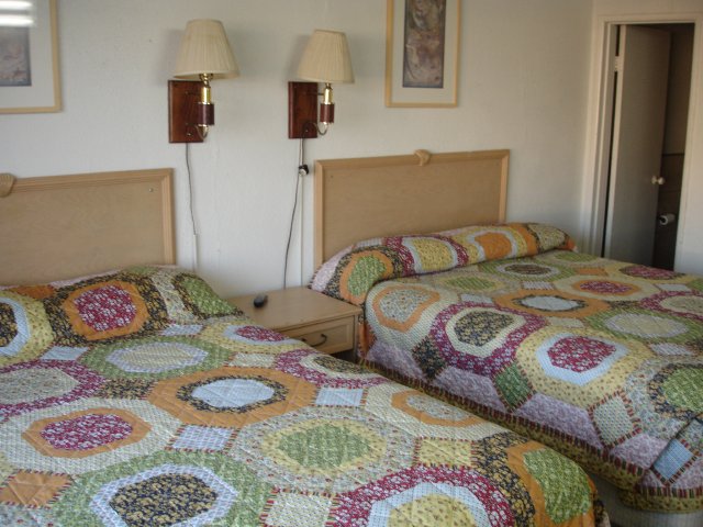 Budget Inn photo 2