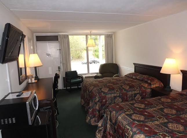Parkway Inn photo 2