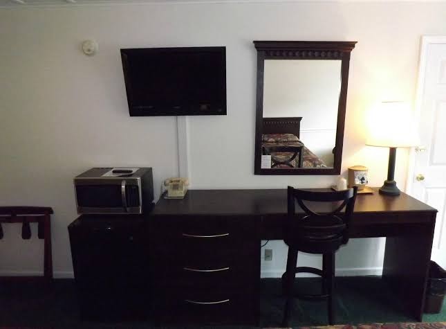 Parkway Inn photo 3