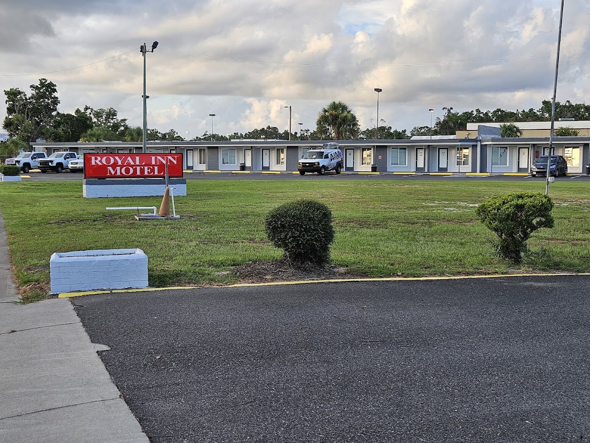 Royal Inn Motel