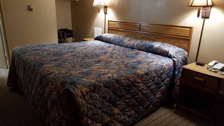Economy Inn photo 3