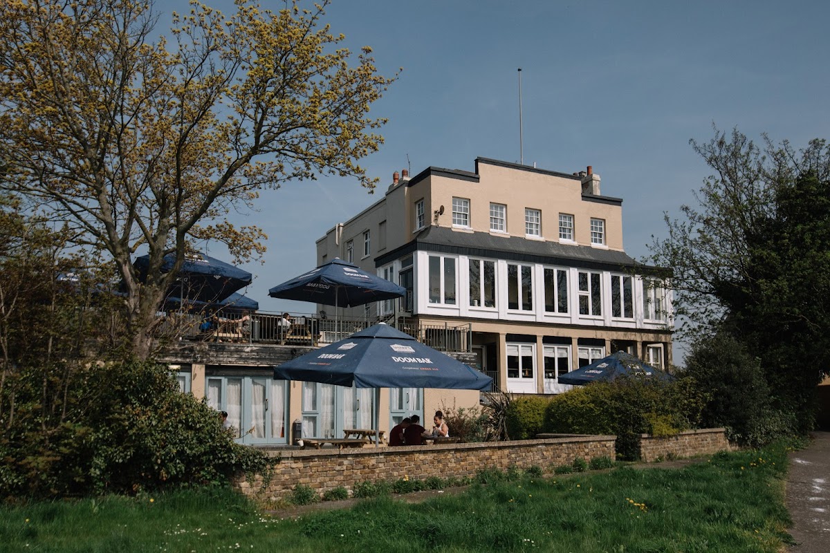 The Royal Hotel