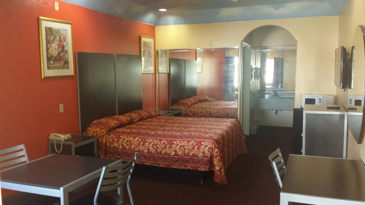 Luxury Inn & Suites