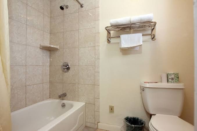 Express Inn photo 3