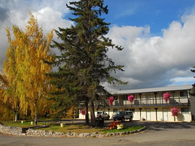 Coach Light Motel